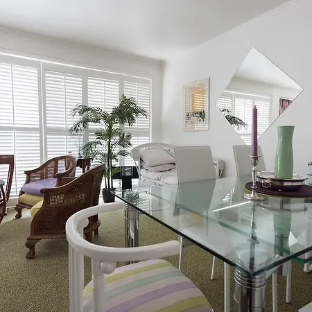 Apartamento Charm Balcony Eiffel & Av Suffren